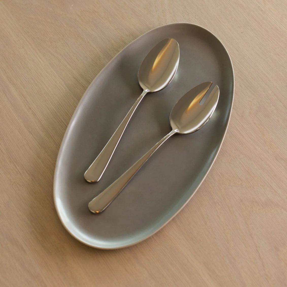 Oval Serving Platter - Image 12